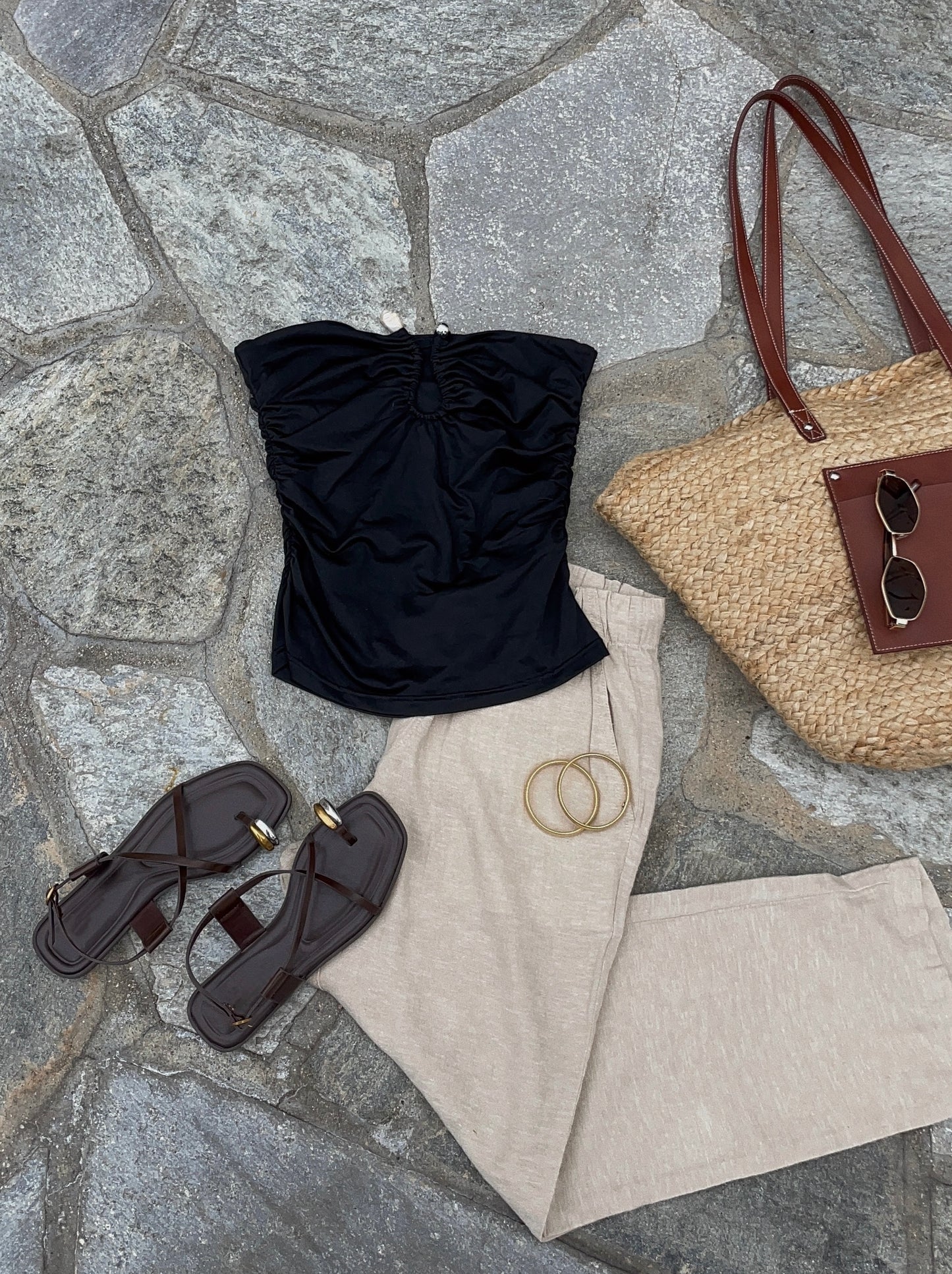 On Rotation Strapless Top